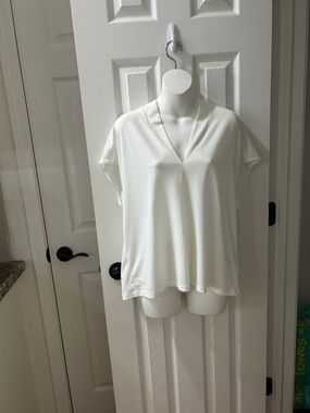 H & M women’s large blouse